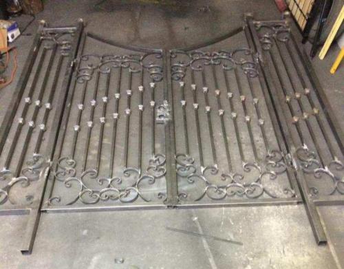 sg fabrication llc  courtyard gates 3